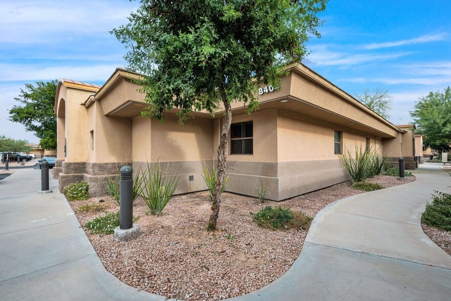 More Photos Of 8404 E Shea Blvd, Scottsdale Medical For Lease