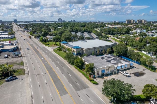 More Photos Of 1357 N Tamiami Trl, North Fort Myers General Retail For Sale