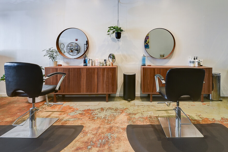 More Photos Of 201-213 N Laura St, Jacksonville Office For Lease