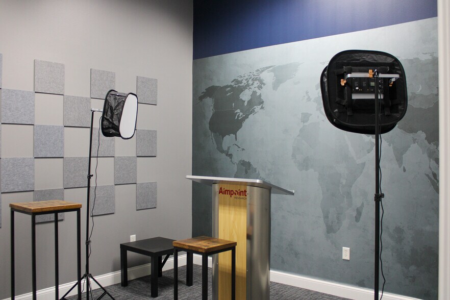 More Photos Of 575 W 1st Ave, Columbus Office For Sale