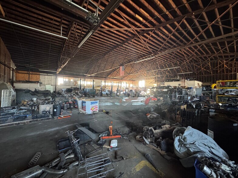 More Photos Of 130 Piper Ln, Salisbury Warehouse For Sale