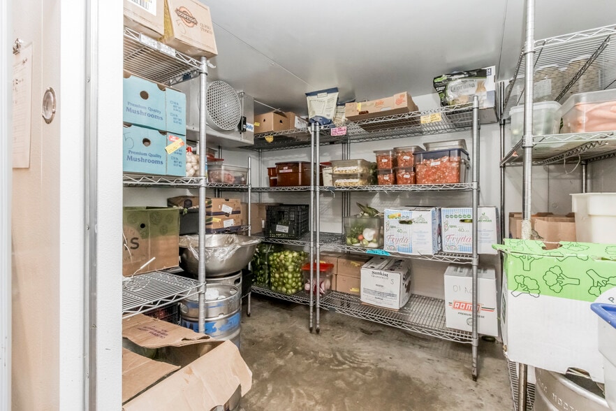 More Photos Of 60 Ocean St, South Portland Storefront Retail Residential For Lease