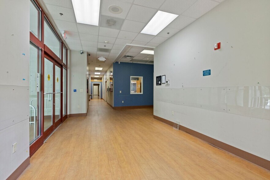 More Photos Of 1922 K M Wicker Memorial Dr, Sanford Medical For Lease