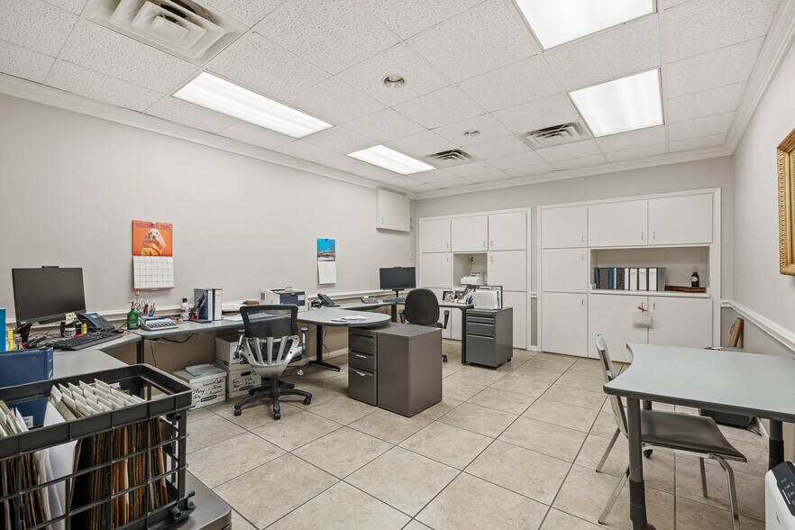 More Photos Of 2238 NW Loop 410 Fwy, San Antonio Auto Repair For Sale