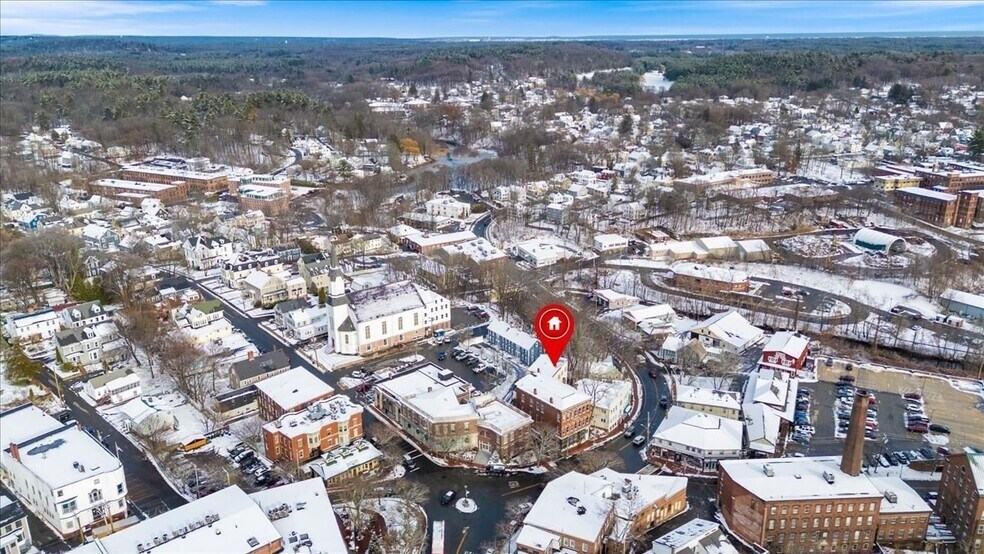 More Photos Of 11 Elm St, Amesbury Apartments For Lease