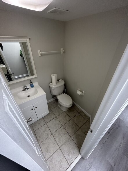 More Photos Of 730 Court St, Jacksonville Office For Lease