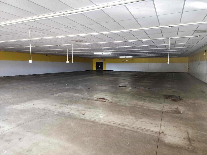 More Photos Of 4783 Second St N, Folkston Freestanding For Sale