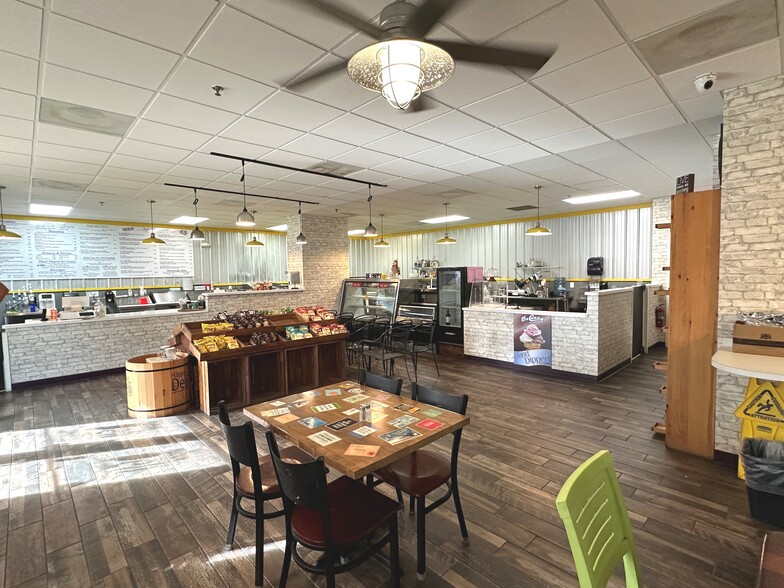 More Photos Of 424 Luna Bella Ln, New Smyrna Beach Apartments For Sale