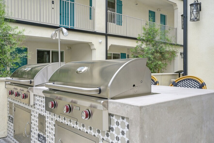 More Photos Of 200 E 31st St, National City Apartments For Sale