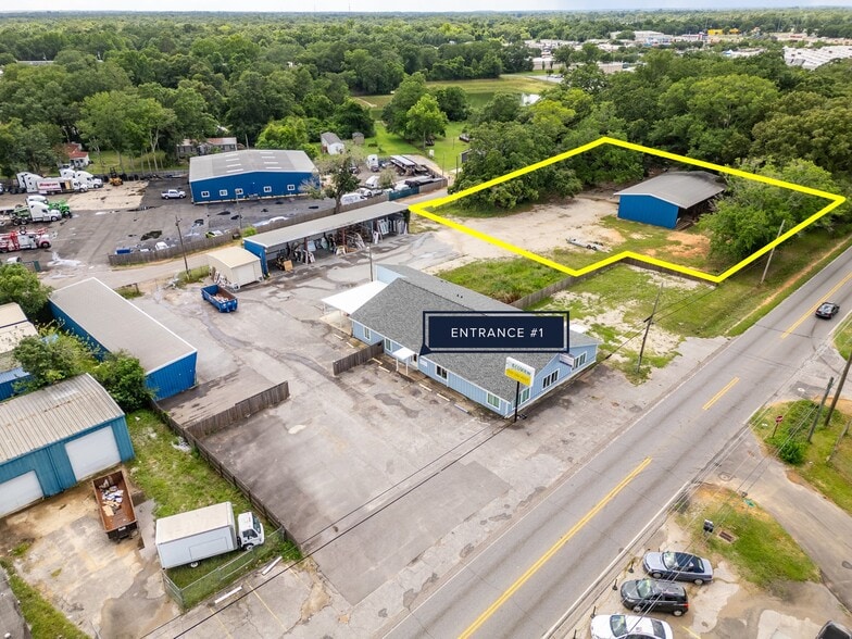 More Photos Of 8701 N Palafox St, Pensacola Flex For Lease