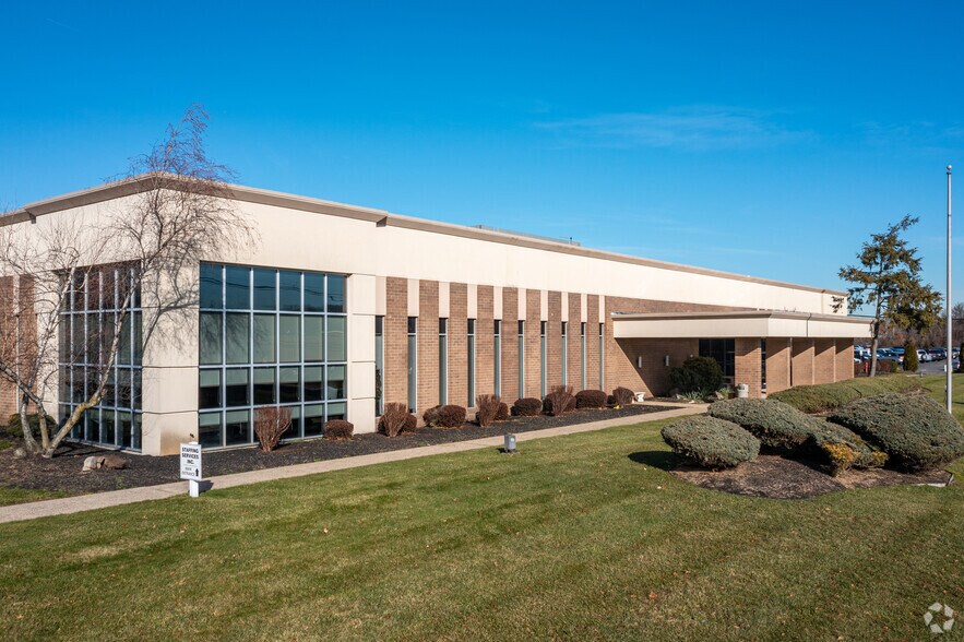 More Photos Of 25 Kennedy Blvd, East Brunswick Office For Lease