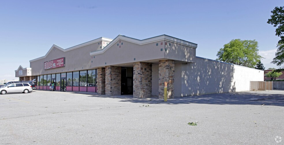 More Photos Of 269 S State St, Clearfield General Retail For Sale