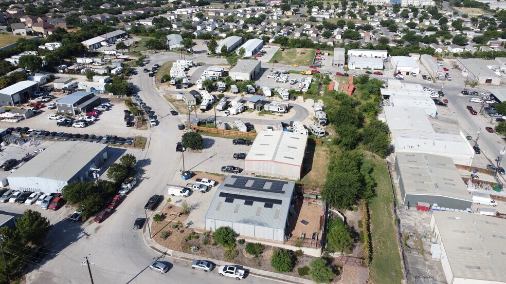 More Photos Of 6631 Topper Run, San Antonio Warehouse For Sale