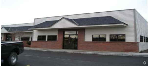 More Photos Of 3703 River Rd, Yakima Office For Lease