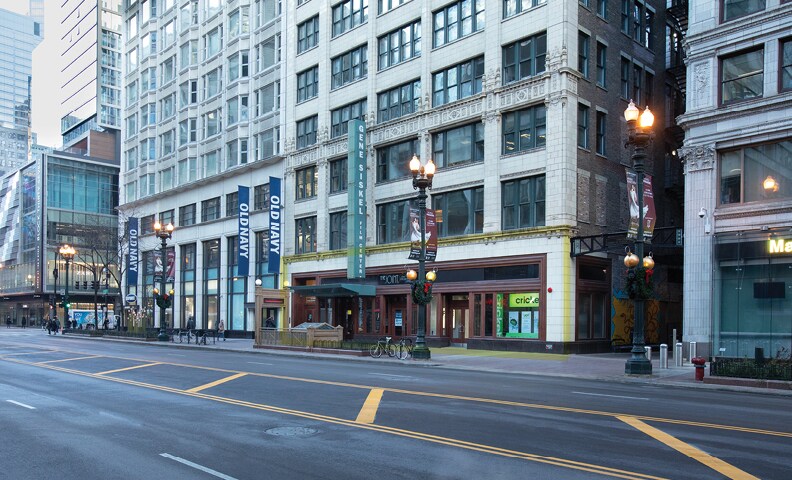 More Photos Of 168 N State St, Chicago Dormitory For Lease