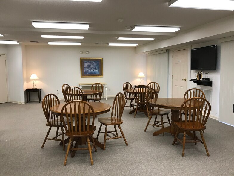 More Photos Of 1300 Pamlico St, Charlotte Apartments For Sale