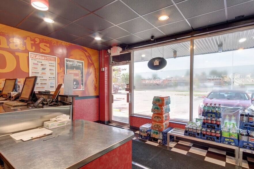 More Photos Of 351 Southland Dr, Lexington Fast Food For Sale