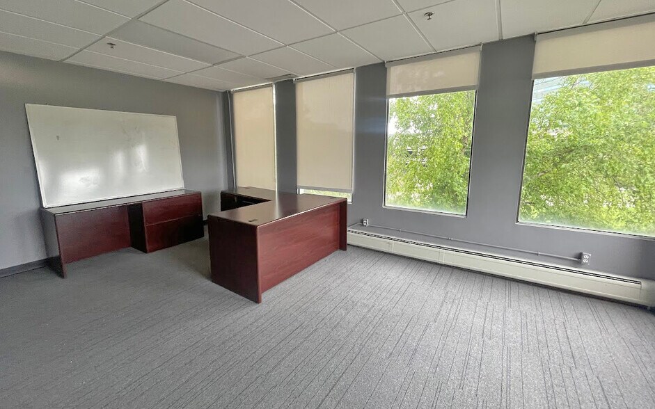 More Photos Of 26211 Central Park Blvd, Southfield Office For Lease