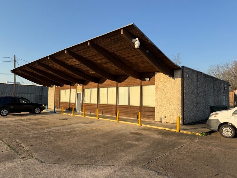 Primary Photo Of 575 7th St, Beaumont Medical For Lease