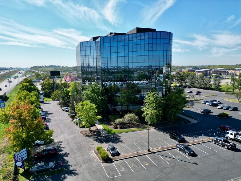 More Photos Of 11260 Chester Rd, Cincinnati Office For Lease