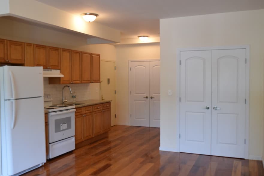 More Photos Of 1072 University Ave, Bronx Apartments For Sale