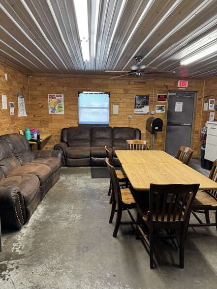 More Photos Of 1 Harold Ives Dr, North Little Rock Warehouse For Sale
