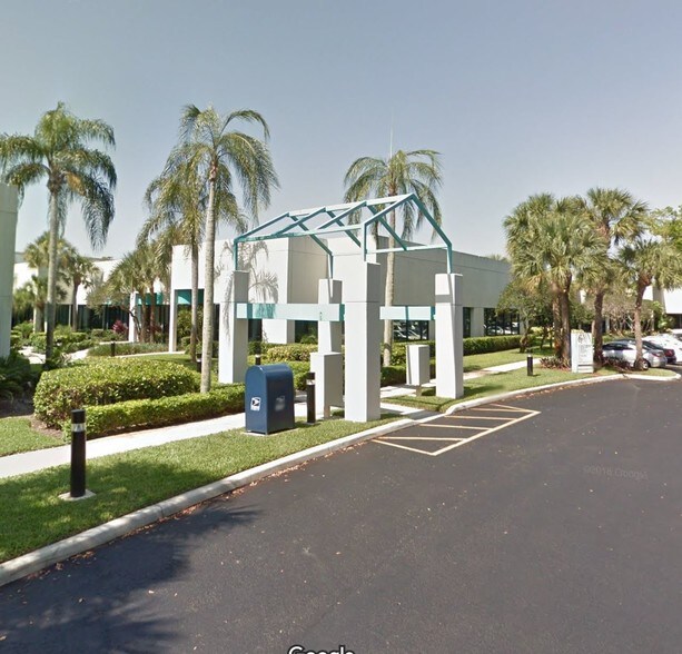 More Photos Of 902 Clint Moore Rd, Boca Raton Loft Creative Space For Lease