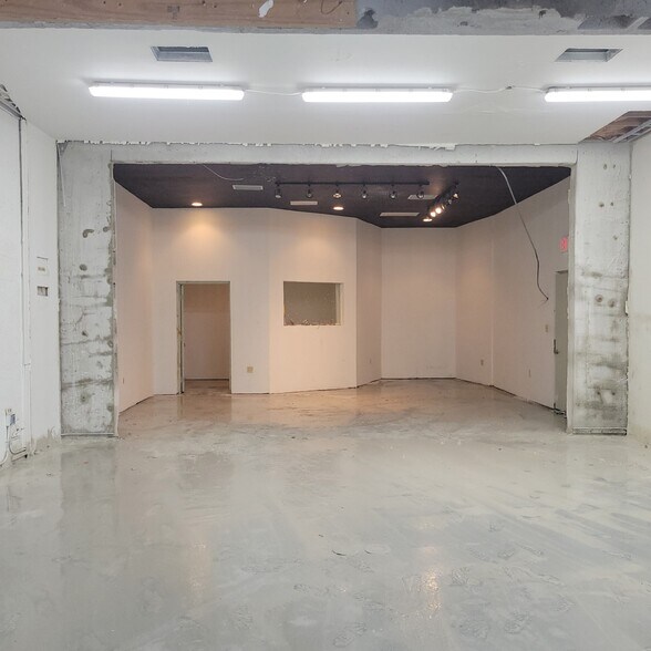 More Photos Of 14200-14238 SW 136th St, Miami Light Manufacturing For Lease
