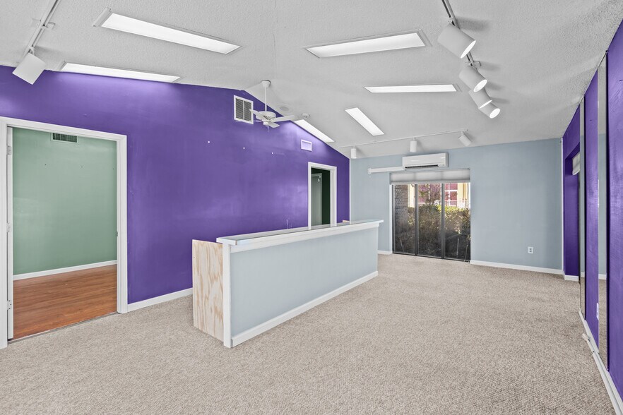 More Photos Of 1100 S Ponce De Leon Blvd, Saint Augustine Loft Creative Space For Lease
