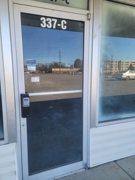 More Photos Of 337 West Ave, Cedartown Storefront For Sale
