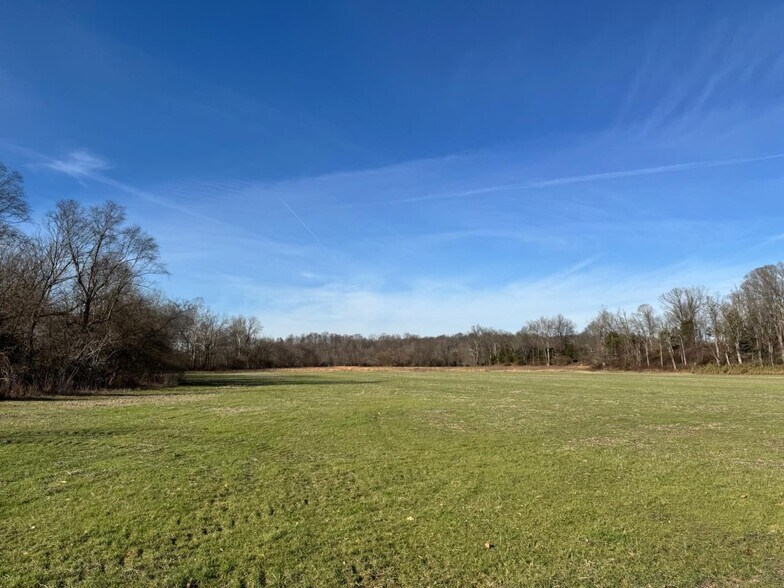 More Photos Of 1050 Stiles Ford Rd, Hodgenville Land For Sale