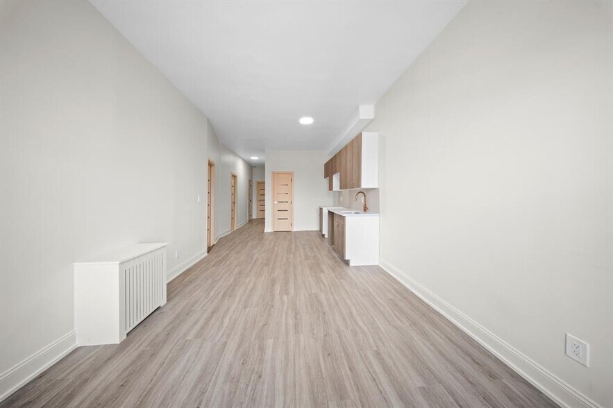 More Photos Of 530 Sutter Ave, Brooklyn Multifamily For Sale