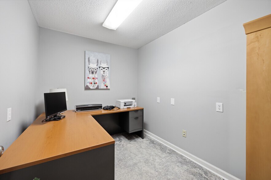 More Photos Of 501 N Main St, Robersonville Office For Sale