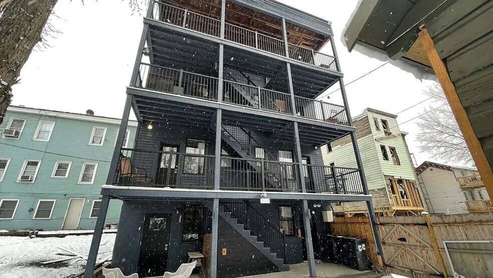 More Photos Of 514 State St, Hudson Apartments For Sale