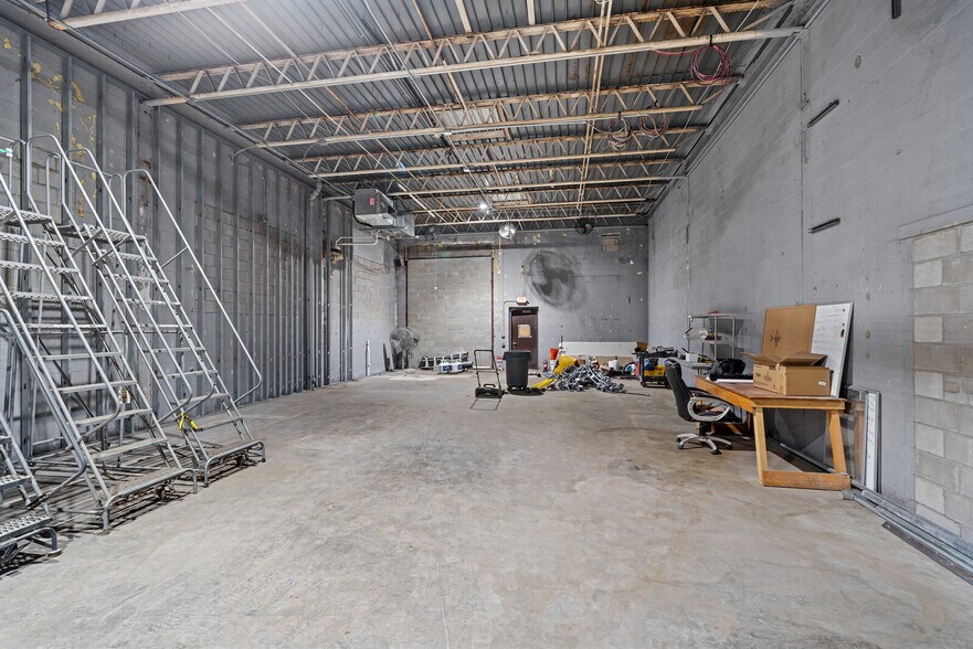 More Photos Of 12843-12851 Artesian St, Detroit Warehouse For Sale