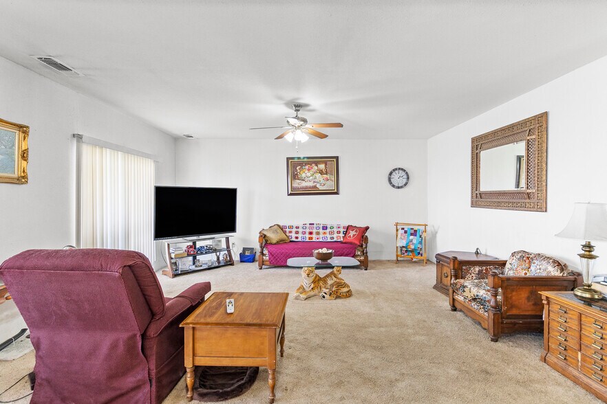 More Photos Of 5608 S Interstate Highway 45 W, Corsicana Land For Sale