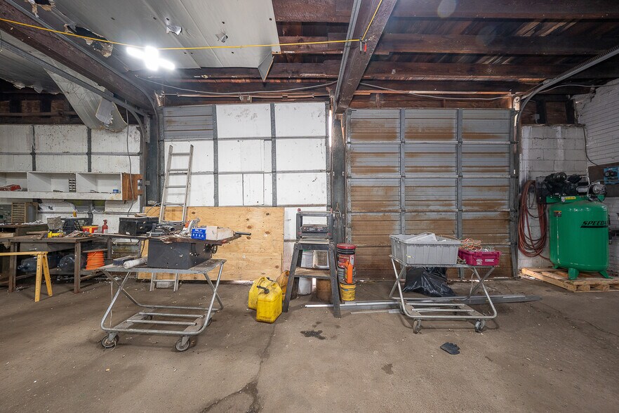 More Photos Of 175 W Wellens Ave, Philadelphia Warehouse For Sale
