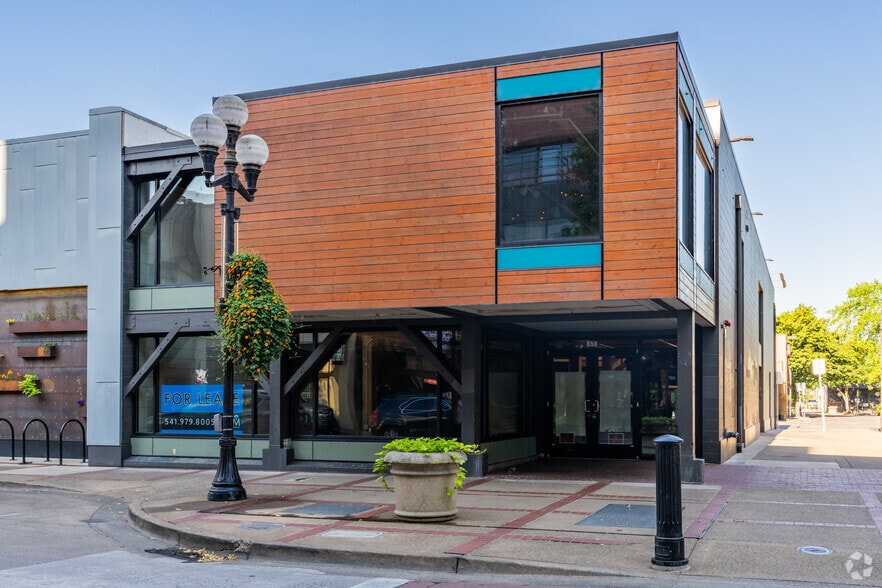 More Photos Of , Eugene General Retail For Sale