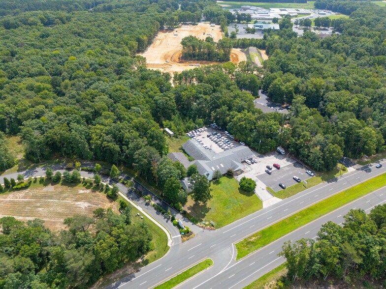 More Photos Of 350 Route 73, Berlin Health Club For Sale