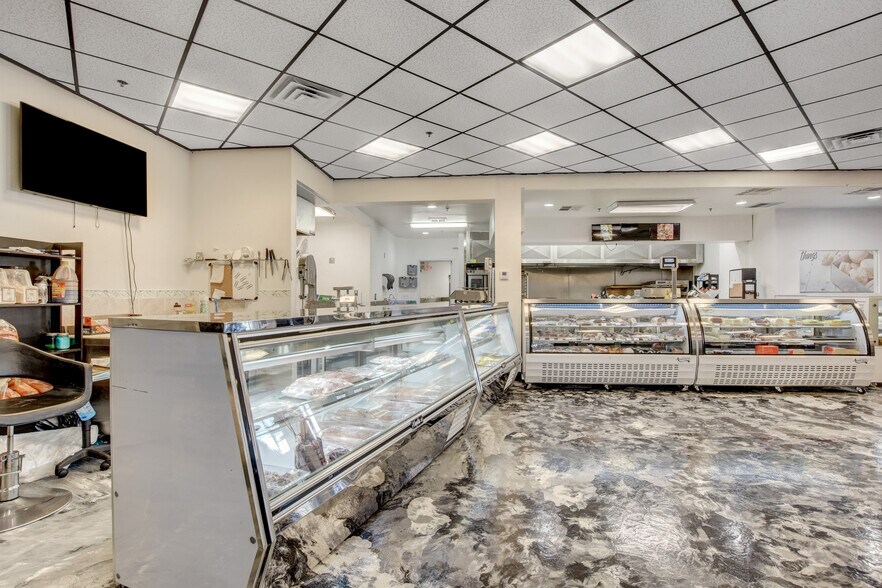 More Photos Of 4375 S Buffalo Dr, Las Vegas Storefront Retail Office For Sale