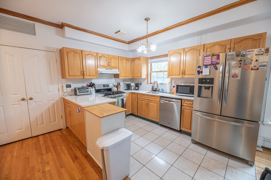 More Photos Of 600 Grand St, Hoboken Office Residential For Sale