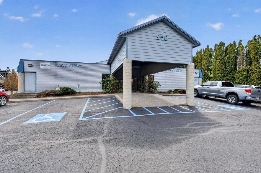 More Photos Of 950 W Ironwood Dr, Coeur d'Alene Medical For Sale