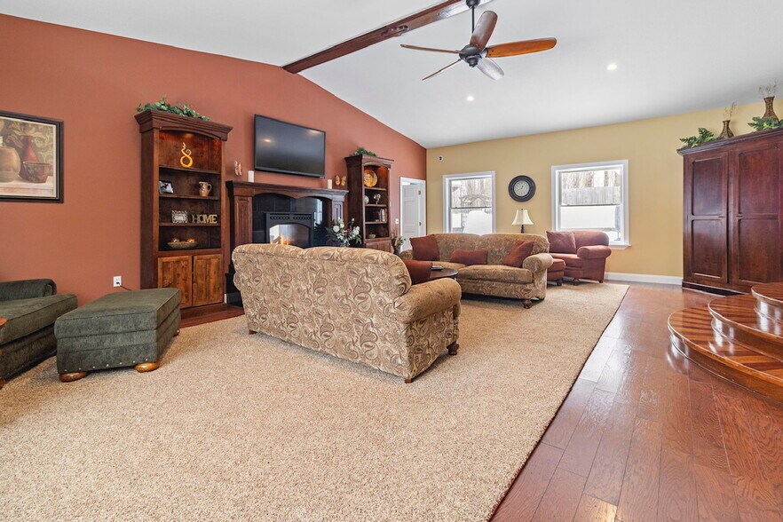 More Photos Of 18 Mckabe Rd, Colton Storefront Retail Residential For Sale