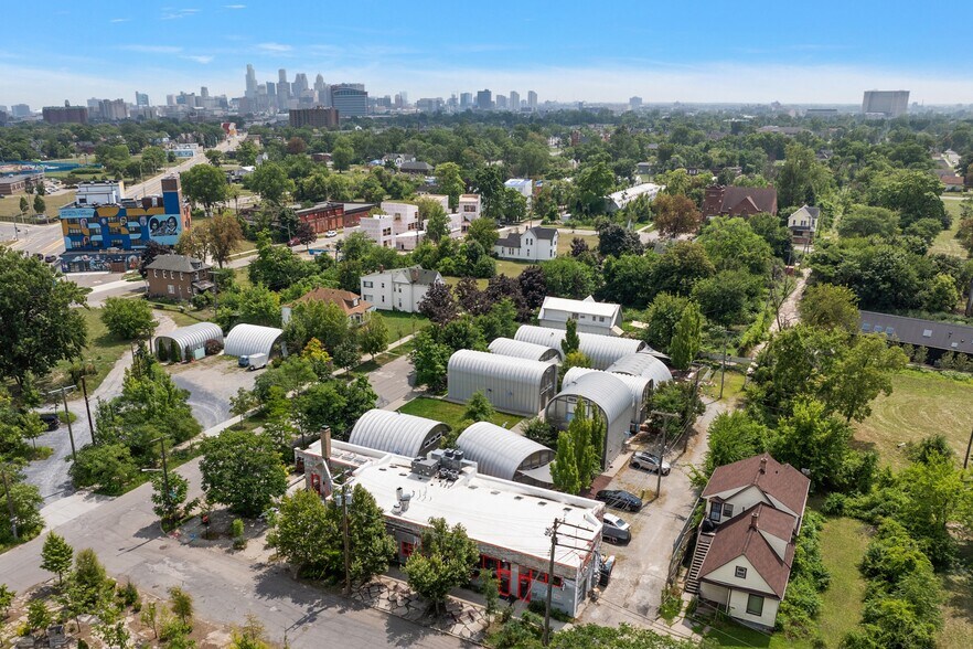 More Photos Of 4126 Grand River Ave, Detroit Research And Development For Sale
