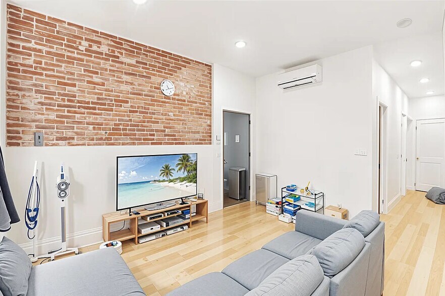 More Photos Of , New York Multifamily For Sale