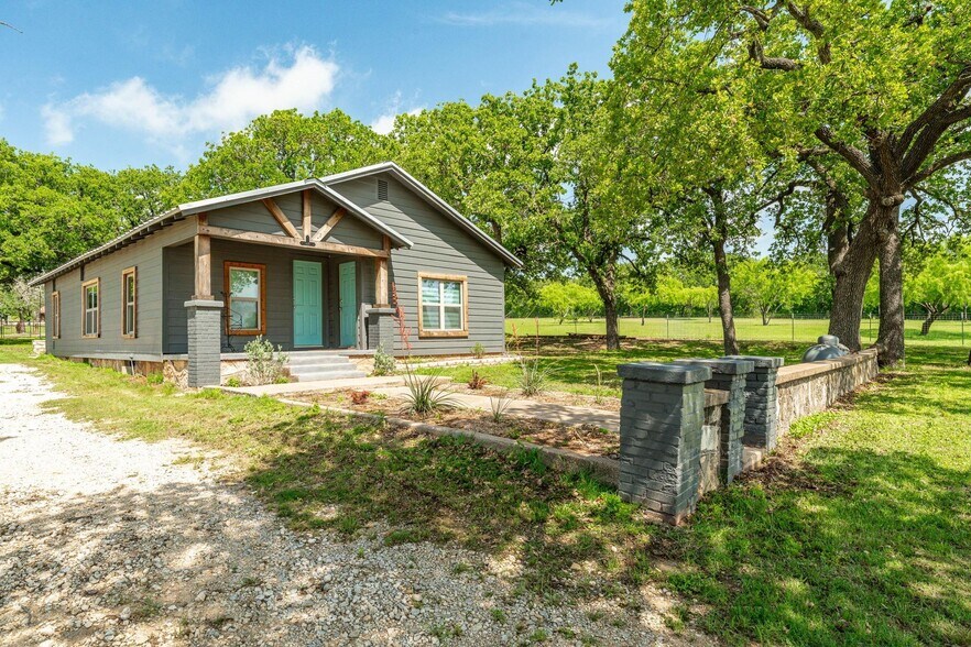 More Photos Of 675 County Road 497, Dublin Winery Vineyard For Sale