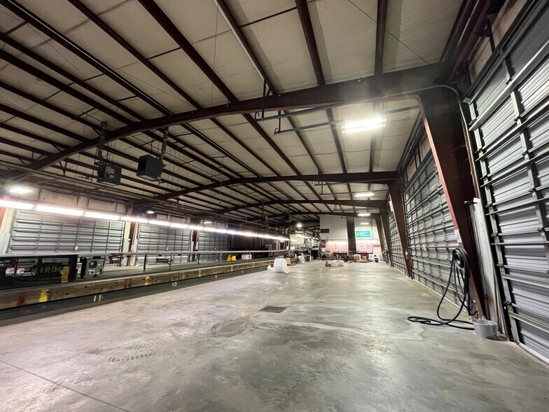 More Photos Of 1384 Camp Creek Rd, Lancaster Truck Terminal For Sale