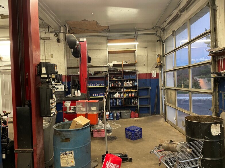 More Photos Of 22101 Lorain Rd, Cleveland Auto Repair For Sale