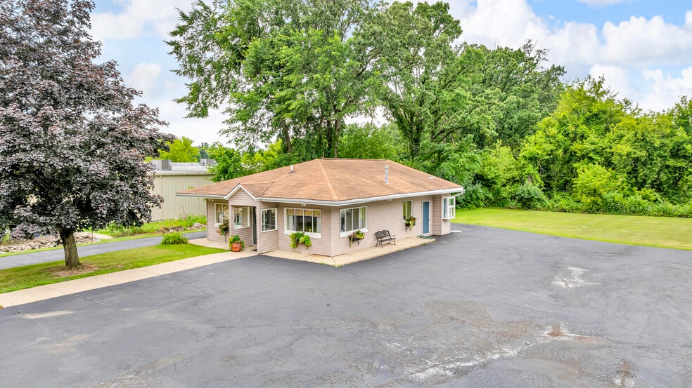 More Photos Of 7394 Moscow Rd, Horton General Retail For Sale