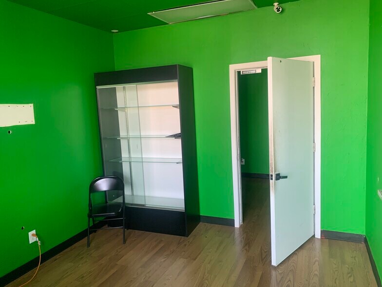 More Photos Of 5804-5814 NW 63rd St, Oklahoma City Unknown For Lease